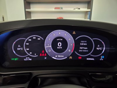 2025 Porsche CAYENNE 照片 8