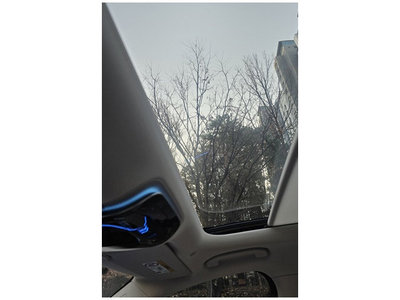 MERCEDES-BENZ E-CLASS - 10