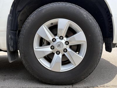 TOYOTA LAND CRUISER PRADO - 9
