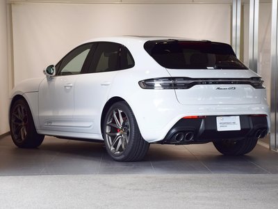 PORSCHE MACAN - 5