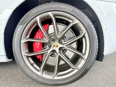 PORSCHE MACAN - 8