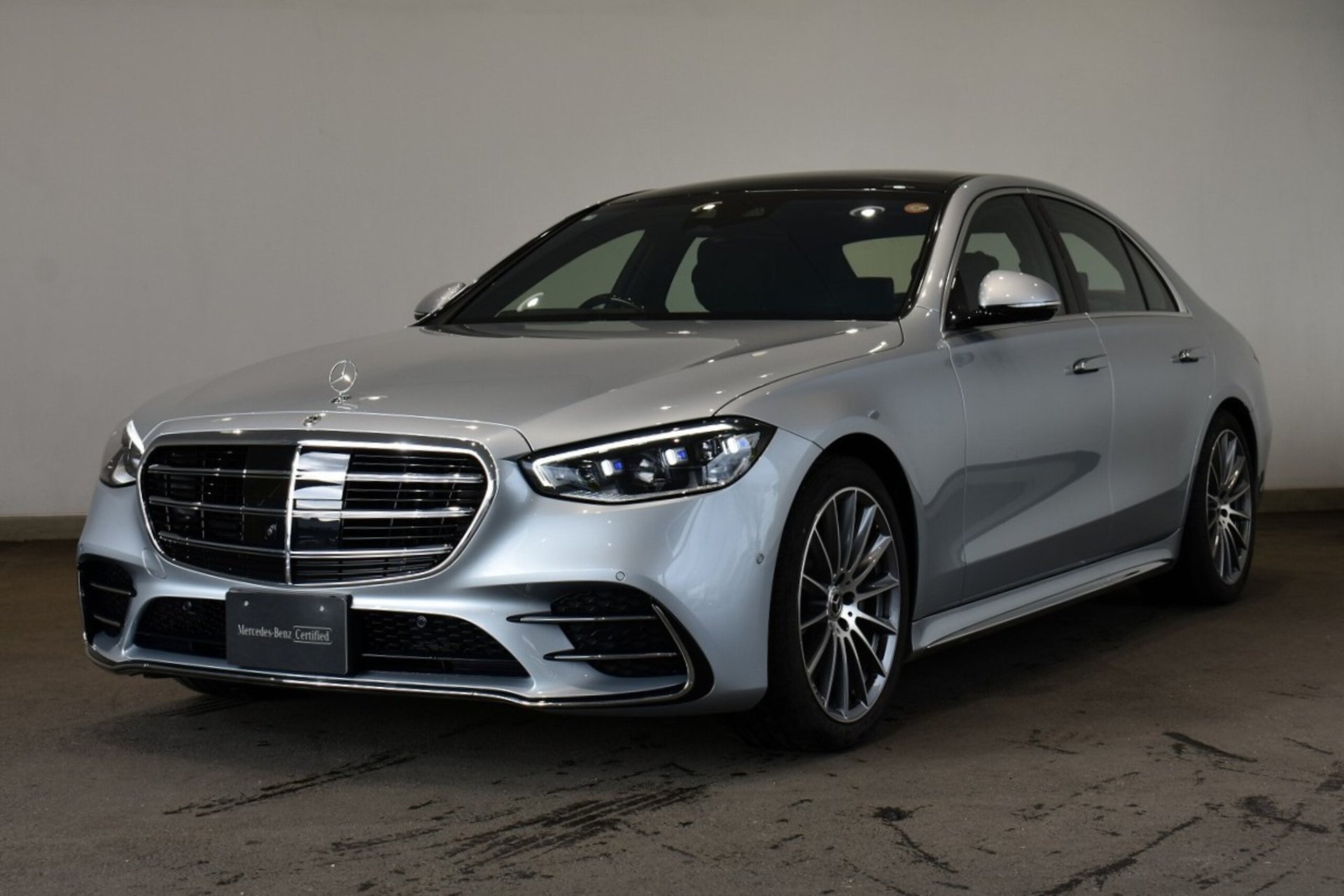 MERCEDES-BENZ S-CLASS - View 1