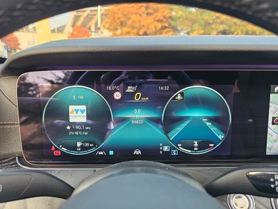 MERCEDES-BENZ E-CLASS - 7