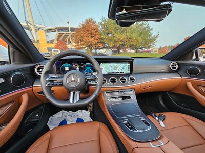 MERCEDES-BENZ E-CLASS - 9