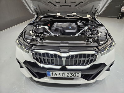 BMW 5 SERIES - 7