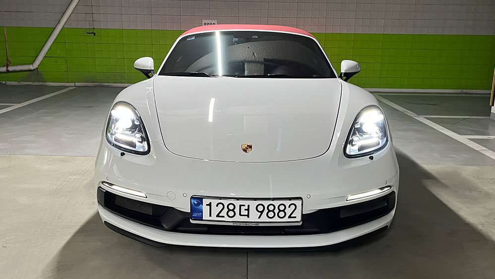 PORSCHE 718 - View 1