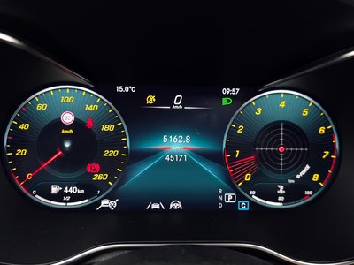 MERCEDES-BENZ GLC - 8