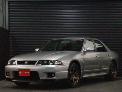 NISSAN SKYLINE GT-R SEDAN