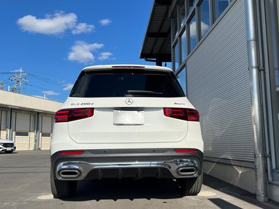 MERCEDES-BENZ GLB - 4