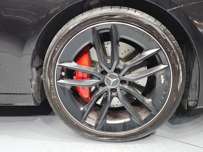 MERCEDES-BENZ E-CLASS - 6