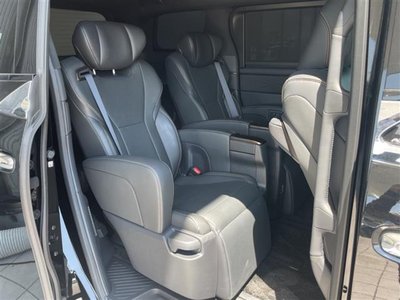 2025 Toyota ALPHARD — миниатюра 16