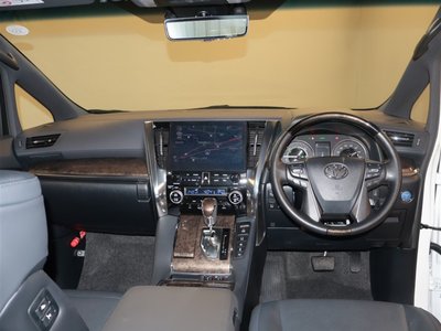 TOYOTA ALPHARD - 5