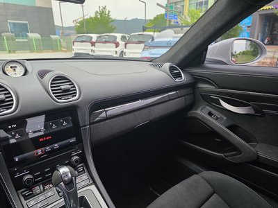 2022 Porsche 718 缩略图 11