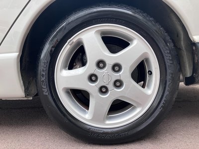 1995 Nissan SKYLINE thumbnail 19