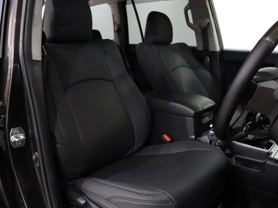 TOYOTA LAND CRUISER PRADO - 10