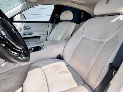 ROLLS ROYCE GHOST 2015 thumbnail 26