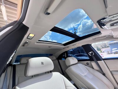 ROLLS ROYCE GHOST 2015 thumbnail 31