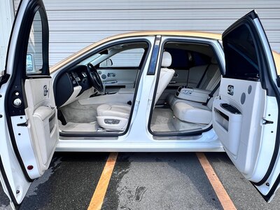 ROLLS ROYCE GHOST 2015 thumbnail 21