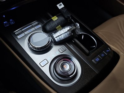 GENESIS G80 (RG3) - 9