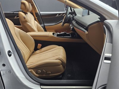 GENESIS G80 (RG3) - 10