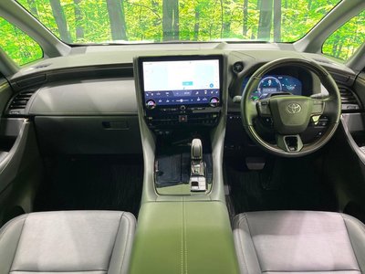 2024 Toyota ALPHARD photo 2