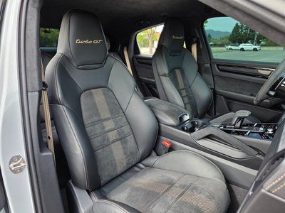 2022 Porsche CAYENNE — миниатюра 18