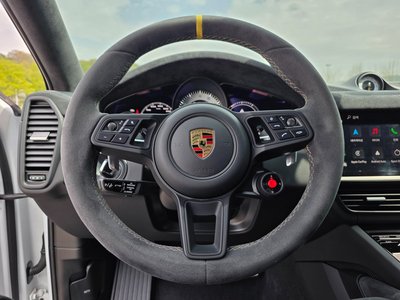 2022 Porsche CAYENNE — миниатюра 13
