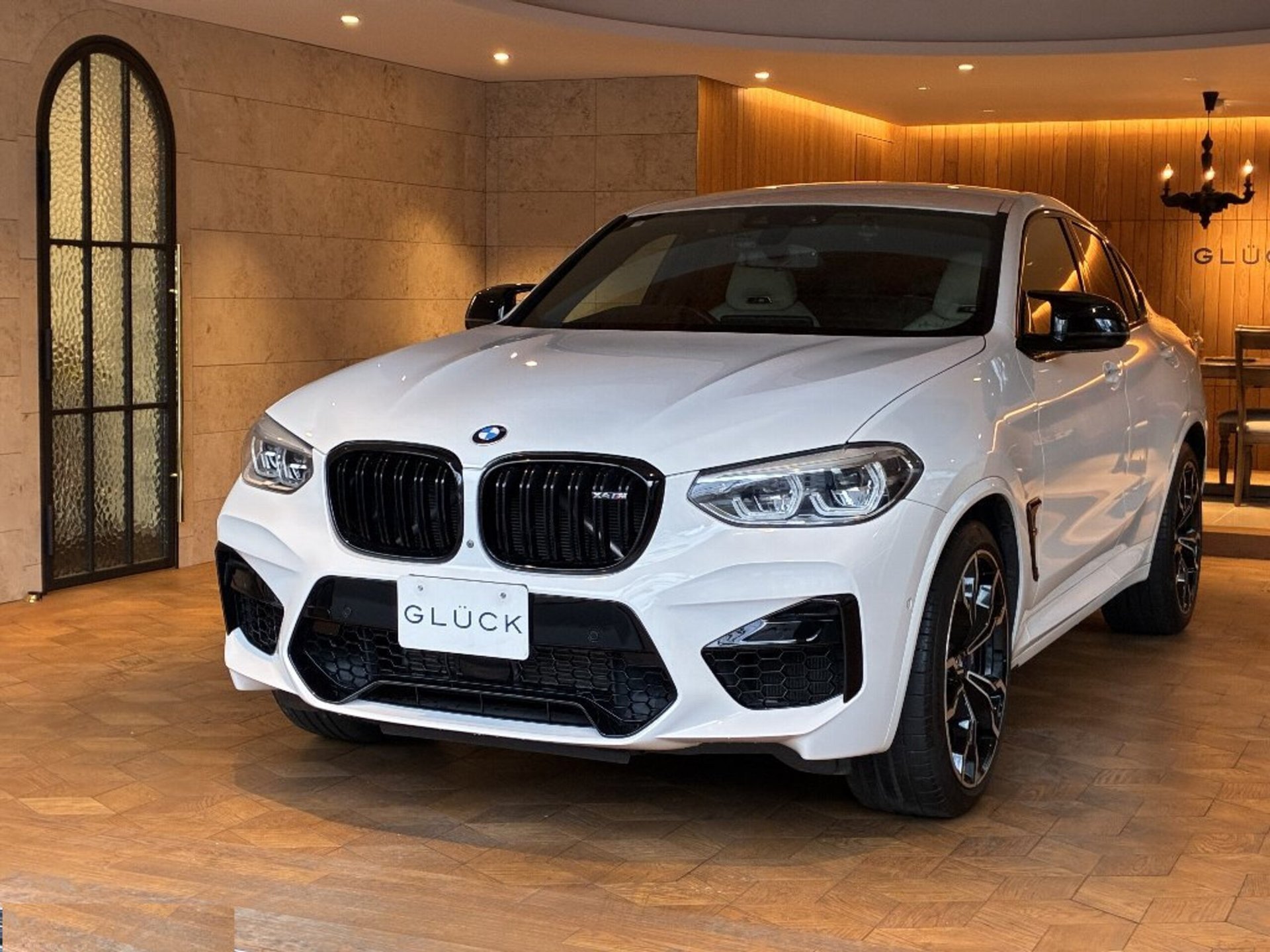 BMW X4 M - View 1