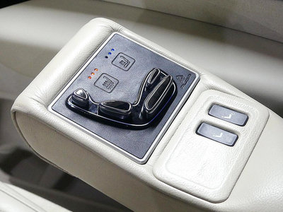 2022 Cadillac ESCALADE 5TH GENERATION thumbnail 17