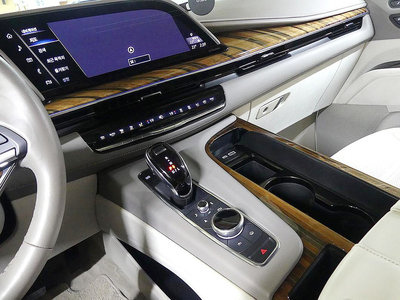2022 Cadillac ESCALADE 5TH GENERATION thumbnail 13