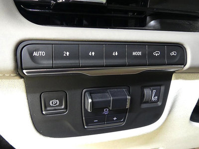 2022 Cadillac ESCALADE 5TH GENERATION thumbnail 12