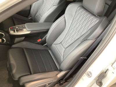 2025 BMW X2 缩略图 22
