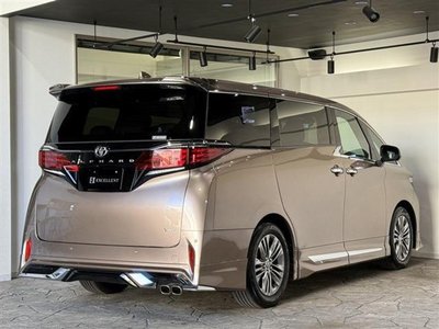 2023 TOYOTA ALPHARD photo 5
