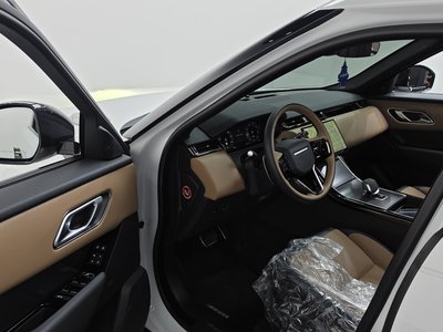 صورة 10 لـ 2024 LAND Rover RANGE ROVER VELAR