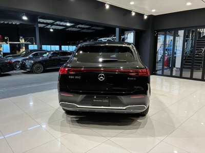 MERCEDES-BENZ EQE - 7