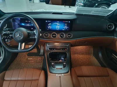 MERCEDES-BENZ E-CLASS - 5