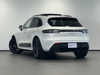 PORSCHE MACAN - 3