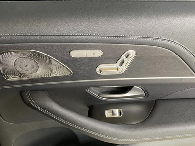 2025 Mercedes-BENZ GLS — миниатюра 13