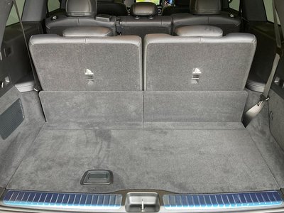 2025 Mercedes-BENZ GLS — миниатюра 28