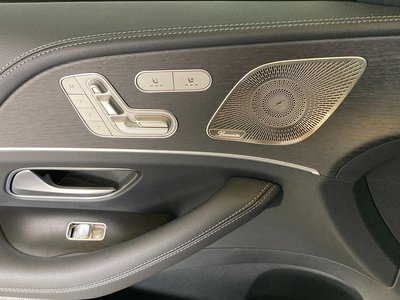 2025 Mercedes-BENZ GLS — миниатюра 15