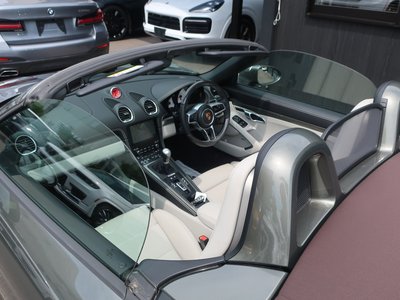 صورة مصغرة 60 لـ 2024 Porsche 718