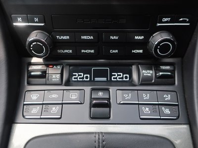 صورة مصغرة 40 لـ 2024 Porsche 718