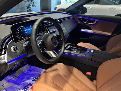 MERCEDES-BENZ E-CLASS - 10