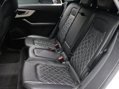 2020 AUDI Q8 — миниатюра 16