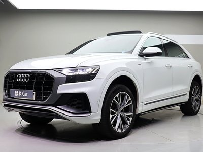 2020 AUDI Q8 photo 1