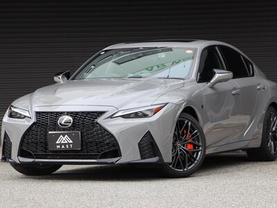 LEXUS IS - 1