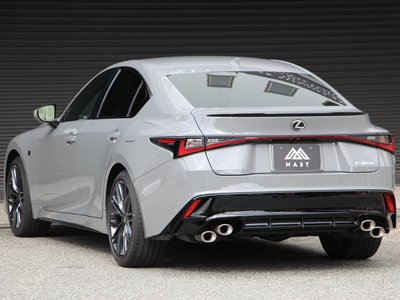 LEXUS IS - 5