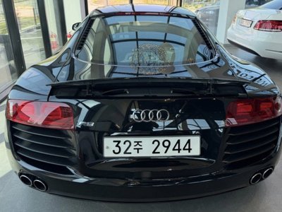 2008 AUDI R8 photo 3