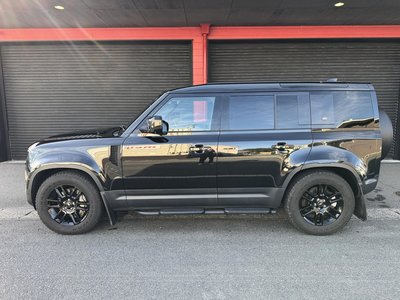 LAND ROVER DEFENDER - 7