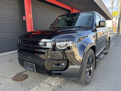 LAND ROVER DEFENDER - 1